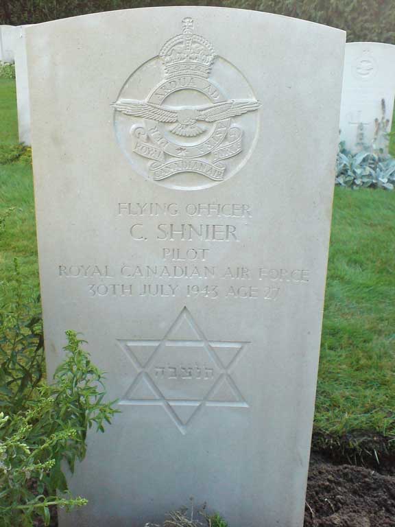 Shnier-Headstone-20091007-768.jpg